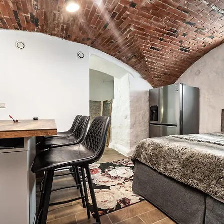 Historical & Modern Business With Sauna @kadriorg * Talin