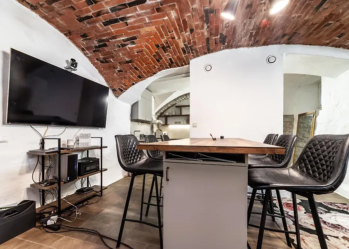 Historical & Modern Business With Sauna @kadriorg *